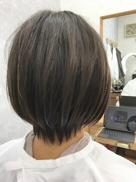 ガーベラ(gerbera) ふんわりショート