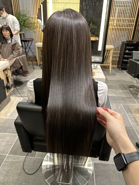 ラテ 渋谷(LATTE) 縮毛矯正とブリーチ毛のケア/髪質改善トリートメント