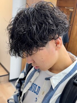 ウェイビーエフティフィフス 横浜西口(WAVEY ft.fifth) 波巻きスパイラルパーマメンズマッシュツイストスパイラルパーマ