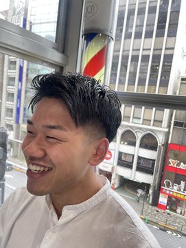 メグロバーバーショップロッポンギ 目黒六(MEGURO BARBER SHOP 6PPONGI) ビジネスマンショートスタイル