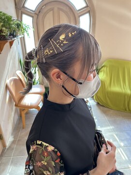 マギー(Magie) ポニーアレンジ