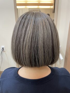 アルターリール(aL ter Rire) カール/セミディ/シアーカラー/姫カット/鎌取/中村郁未