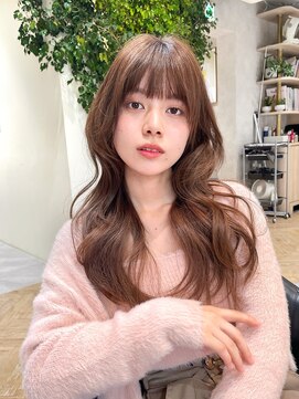 メゾンドイギー(MAISON de IGGY) シアーカラーレイヤーミルクティーアッシュぱっつん前髪パーマ＊