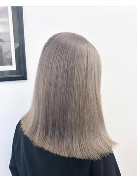 モアナ バイ ヘッドライト大宮店(Moana by HEADLIGHT) Moana【大宮】#ブリーチ#ハイトーン#切りっぱなし#ケアブリーチ