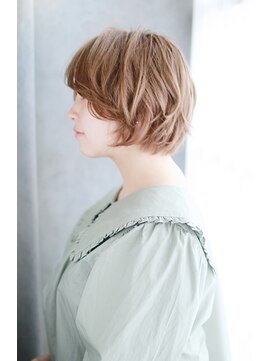 シュシュット(chouchoute) メルティカラー髪質改善ウェーブミディアム似合わせカット/219