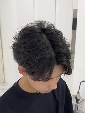 アンダーバーホワイト 広島 並木店(_WHITE) フェザーショート×フェザーパーマ×ニュアンスパーマ