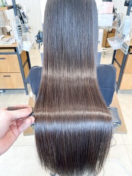 エクファ ヘアエステアンドスパ(ex-fa hair esthe&spa) ホワイトグレージュ/デジタルパーマ/チェリーブラウン/南草津