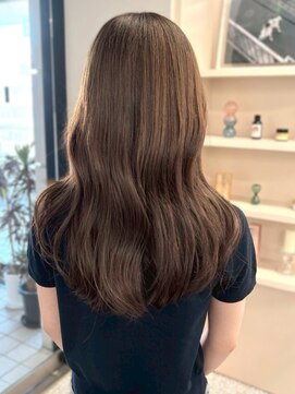 イロウ 天神大名店(IROW) ブラウンベージュカラー 艶髪 韓国くびれヘア 髪質改善 20代