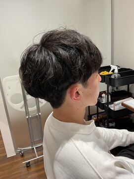 アミカ シーモール店(Amica) マッシュ刈り上げ