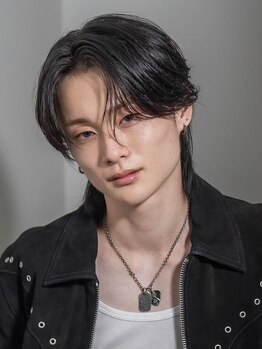 ページ(page,)の写真/忙しい朝の時間を短縮してくれる！再現性の高いカット技術に定評あり◎ON/OFFキマるスタイルに。