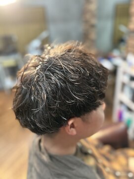 コアフュールユウ(coiffure Y) メンズパーマ