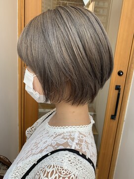 ハブ(hub) シャドールーツ