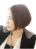 ショートボブ