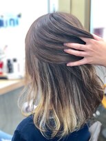 美容室 びゃんびゃん 社店&nbsp;インナーハイライトミディボ