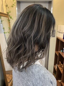 ウル(Ulu) #バレイヤージュ