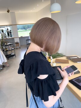 ユートゥイーズ つくば(U too e's) ボブのモカグレージュ　Genta