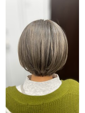 ノミネーション(Nomination) アッシュベージュ