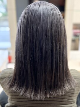 ヘアークリアー 春日部 大人可愛い透明感抜群、ブルーシルバー/色落ちも楽しめる/春日部