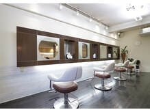 エルザ ヘアーアンドメイク(Elsa hair&make)