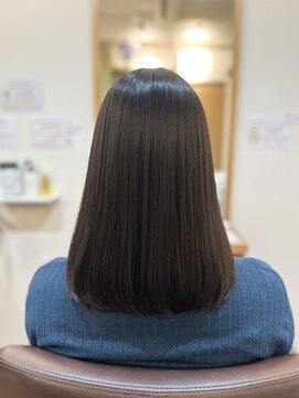 フリージア(freesia) ツヤ髪スタイル/髪質改善トリートメント/ヘッドスパ