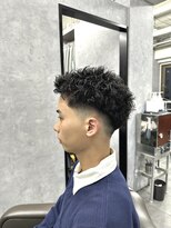 クロムトウキョウ ザ バーバー ネオン 新宿店(CHROM TOKYO the Barber ne/on) スパイキーフェード