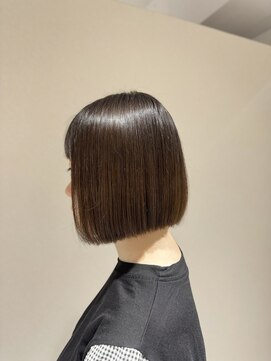 パトゥ 烏丸(patou) ぱつっとボブ♪