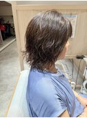 大人の余裕をつくる、やわらかミディアムパーマ