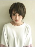 タイトシルエットの小顔ショートボブ 担当高橋ヒロシ