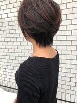 ヘアープロポーザー ラグ(hair proposer Leggu) ふんわり大人ショート小顔みせボブ。楽々スタイル