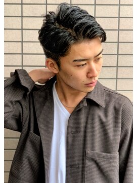 トルネード(TORNADO) ナチュラルツーブロックアップバング