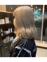 ブービー(BOOBEE)&nbsp;white beige