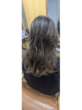 オーストヘアーベル 天王寺(Aust hair Belle) ツヤブラウン大人ハイライト!