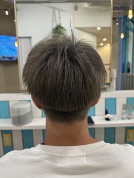 ソラ(SORA) 気分上がるハイトーン!シルバーカラーはさらに気分UP【BEFORE】