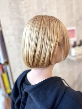 ヘアセラピー サラ 北仙台店(hair therapy Sara) ミルクティーベージュ/ハイトーン/ダブルカラー