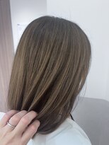 サロウィン 名古屋本山店(SALOWIN)&nbsp;シャドウルーツ/ルーツカラー/本山/名古屋/覚王山/白髪ぼかし