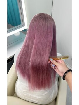 テイス 新宿(TACE) ピンクカラー[ネビージュ/黒髪/小顔/新宿]