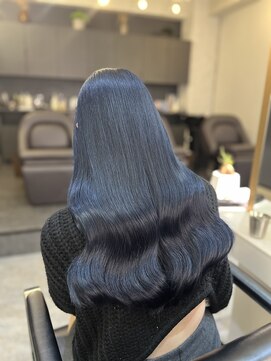 ブレンド 渋谷(BLend) 縮毛矯正.レイヤーカット.ブルーブラック.髪質改善. 黒髪