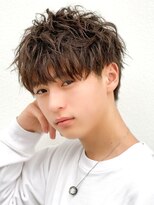 エルマーク 神戸三宮(L-MARK)&nbsp;スパイラルパーマツイストパーマアップバング短髪メッシュ