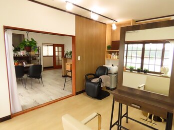 ヴィヴァーチェ(Vivace)の写真/【さくら市/コスパ◎】豊富な知識と経験を持つスタイリストが、大人女性のお悩みを解決に導きます◇