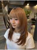 小顔レイヤーカット