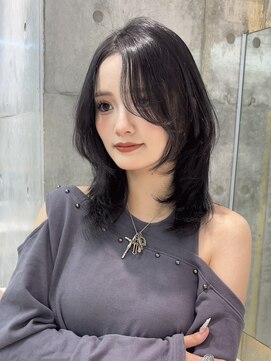 ロンドメリア 天神大名店(Lond Melia) 小顔に見せるミディアムヘア/韓国ヘア/ダブルカラー