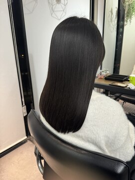 シーク 大森(Seek) 縮毛矯正+バイカルテトリートメント