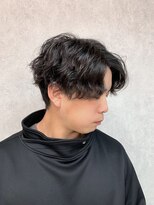 ヘルツ(Hz)&nbsp;センターパート/ツイストスパイラルパーマ