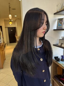 コレットヘア(Colette hair) 【Ren】顔まわりレイヤーでつくる、やわらか美人ヘア