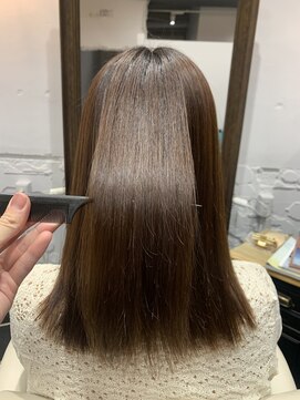 アルコイリスバイドールヘアー(ARCOIRIS by Dollhair) フレンチガーリーオン眉ショートボブウルフプリカールくすみブル