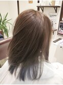 透明感のあるブルーアッシュグレージュのインナーカラー☆