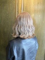 エイミー(Aimee)&nbsp;Aimee 町田　※ブリーチ2回以上　ホワイトベージュ