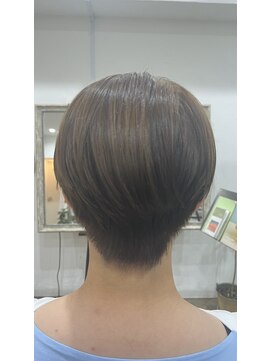 カタチノナイ(katachi-no-nai) 大人のベリーショート