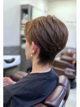 ヘアーサロンナカガワ(HAIR SALON nakagawa) センターパートウルフ