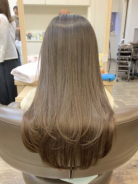 アルターリール(aL ter Rire) デザインカラー/レイヤーカット/ウェットヘア/福原遼華